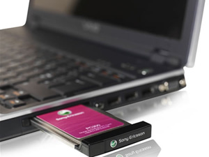 Half inserted PC Card